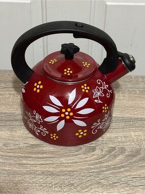 Temp-tations By Tara Old World Tea Kettle Teapot Stovetop Safe Temptations Red